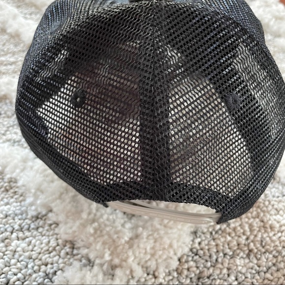 ❌❌SOLD❌❌ VTG Ed Hardy • y2k early 2000s bedazzled trucker snapback hat - Picture 6 of 7